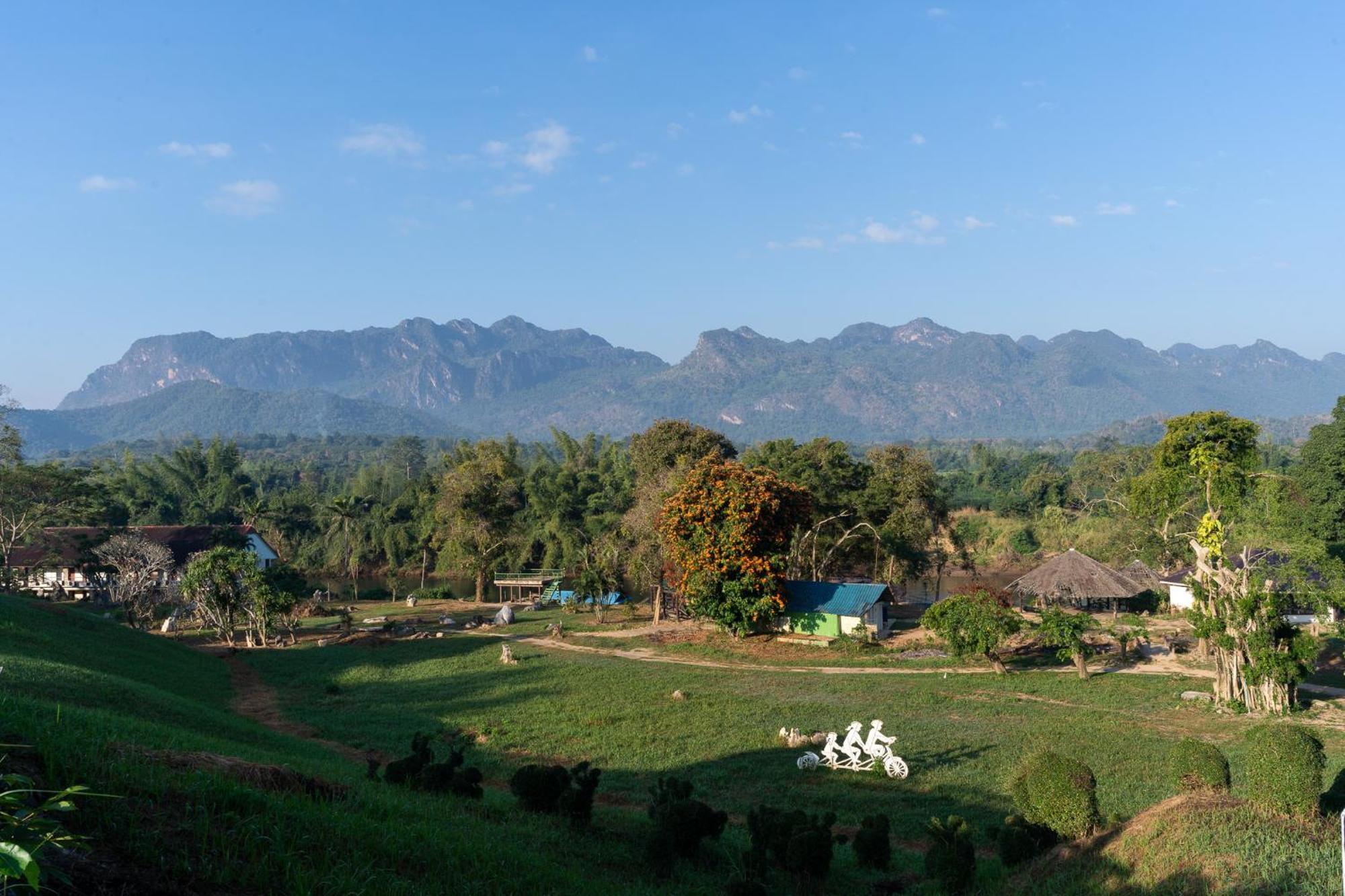 Pung-Waan Resort Sai Yok Exteriör bild