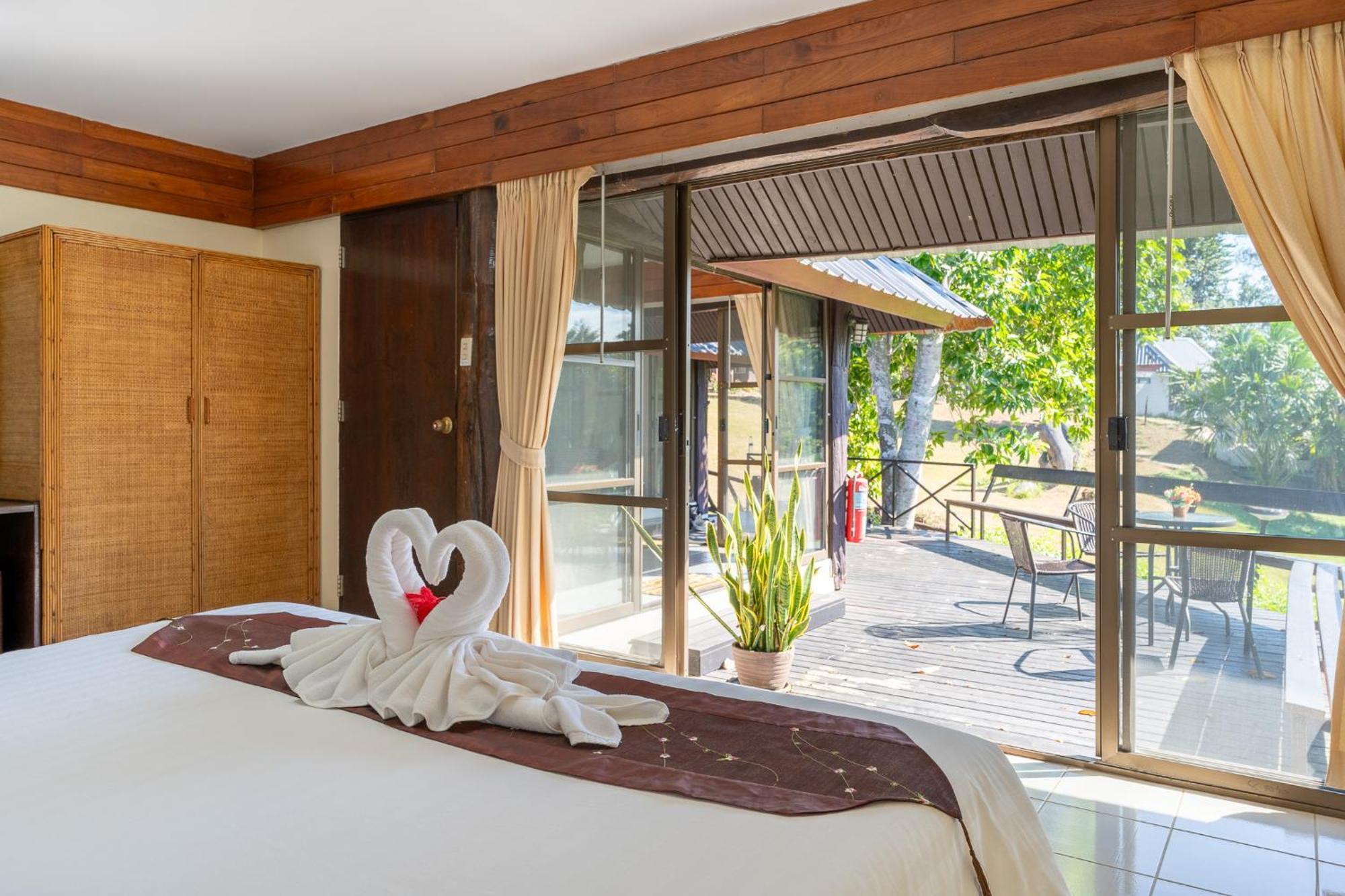 Pung-Waan Resort Sai Yok Exteriör bild