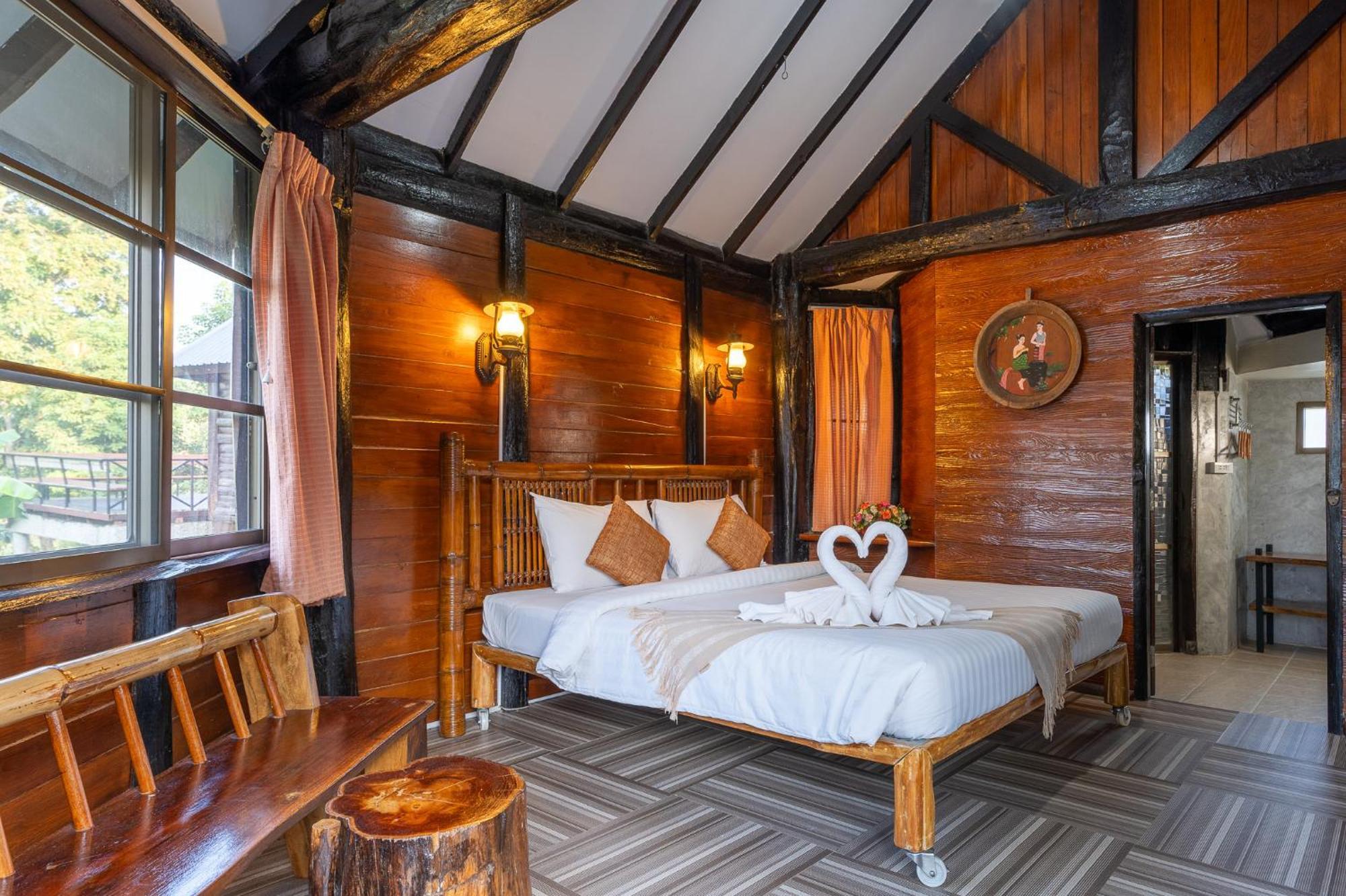 Pung-Waan Resort Sai Yok Exteriör bild