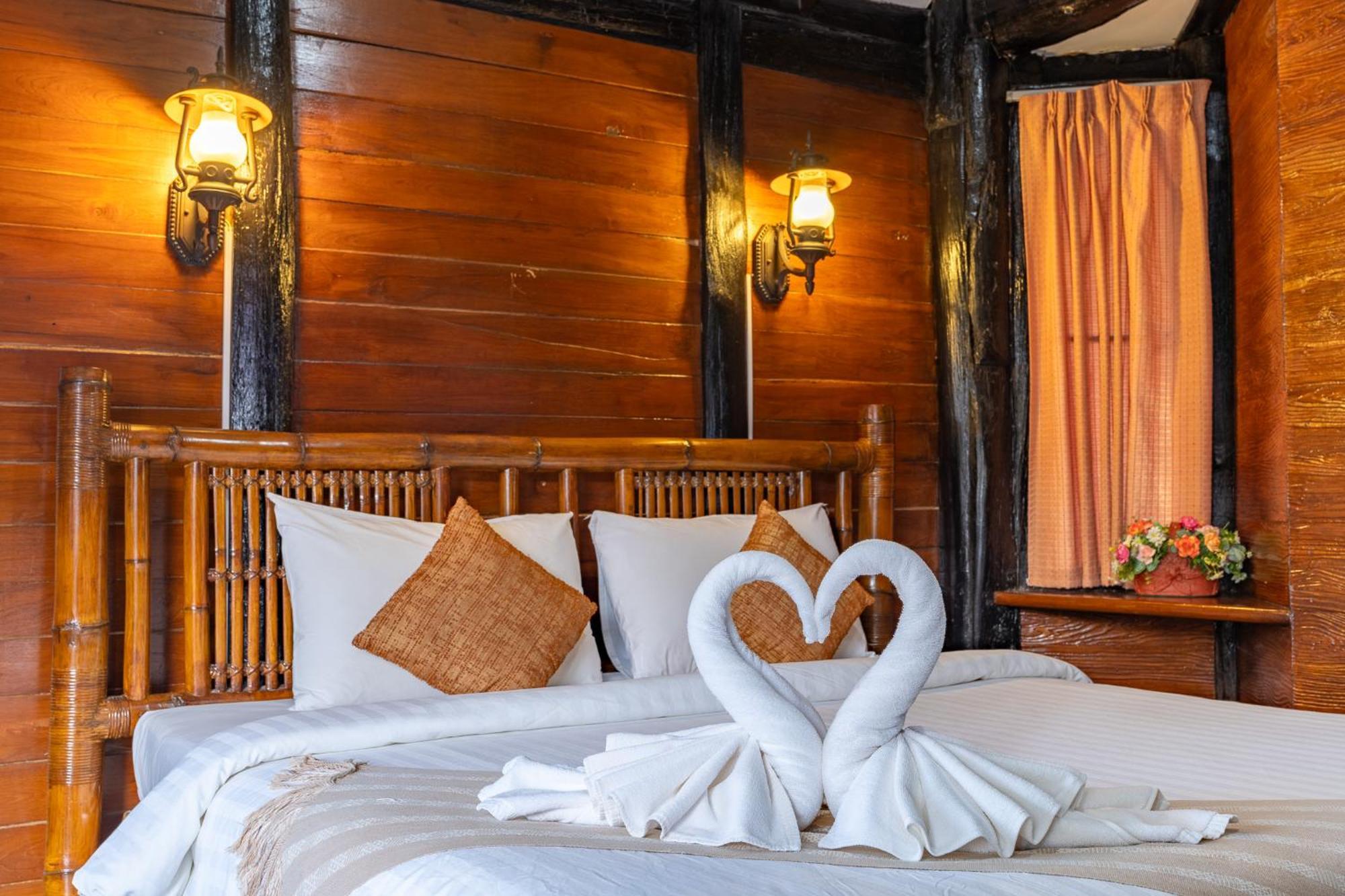Pung-Waan Resort Sai Yok Exteriör bild
