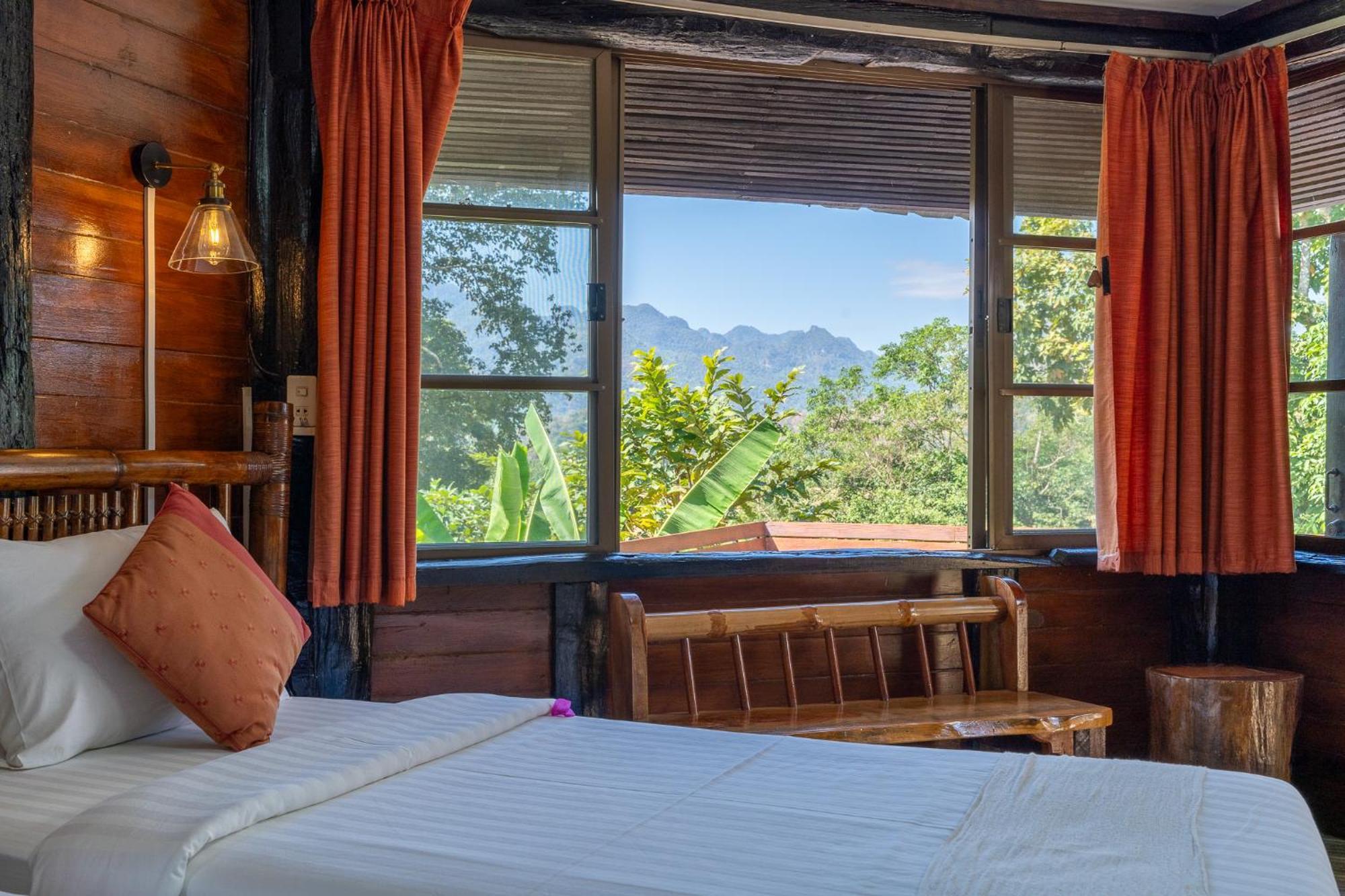 Pung-Waan Resort Sai Yok Exteriör bild