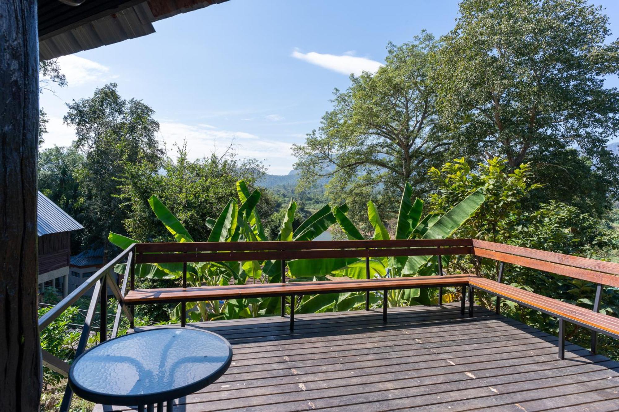 Pung-Waan Resort Sai Yok Exteriör bild