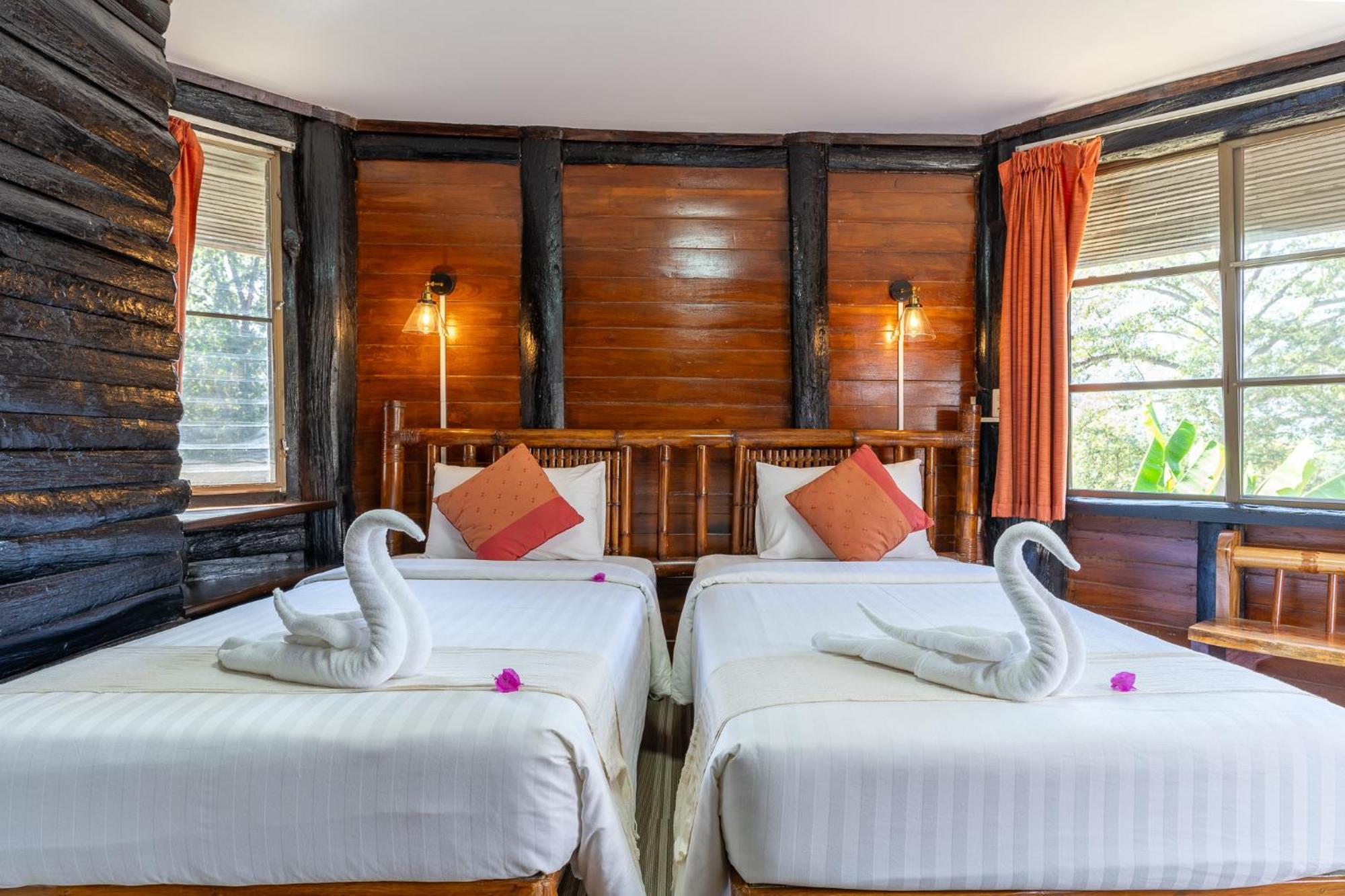 Pung-Waan Resort Sai Yok Exteriör bild