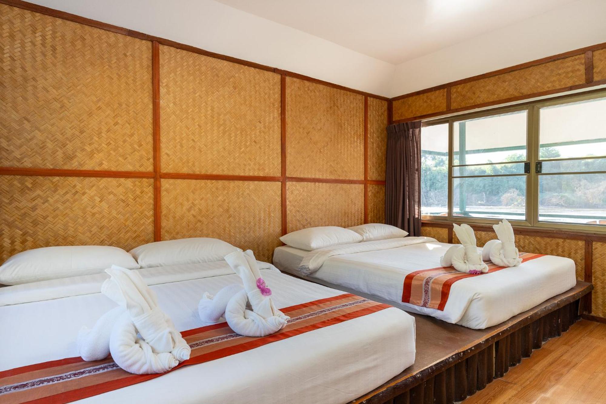 Pung-Waan Resort Sai Yok Rum bild